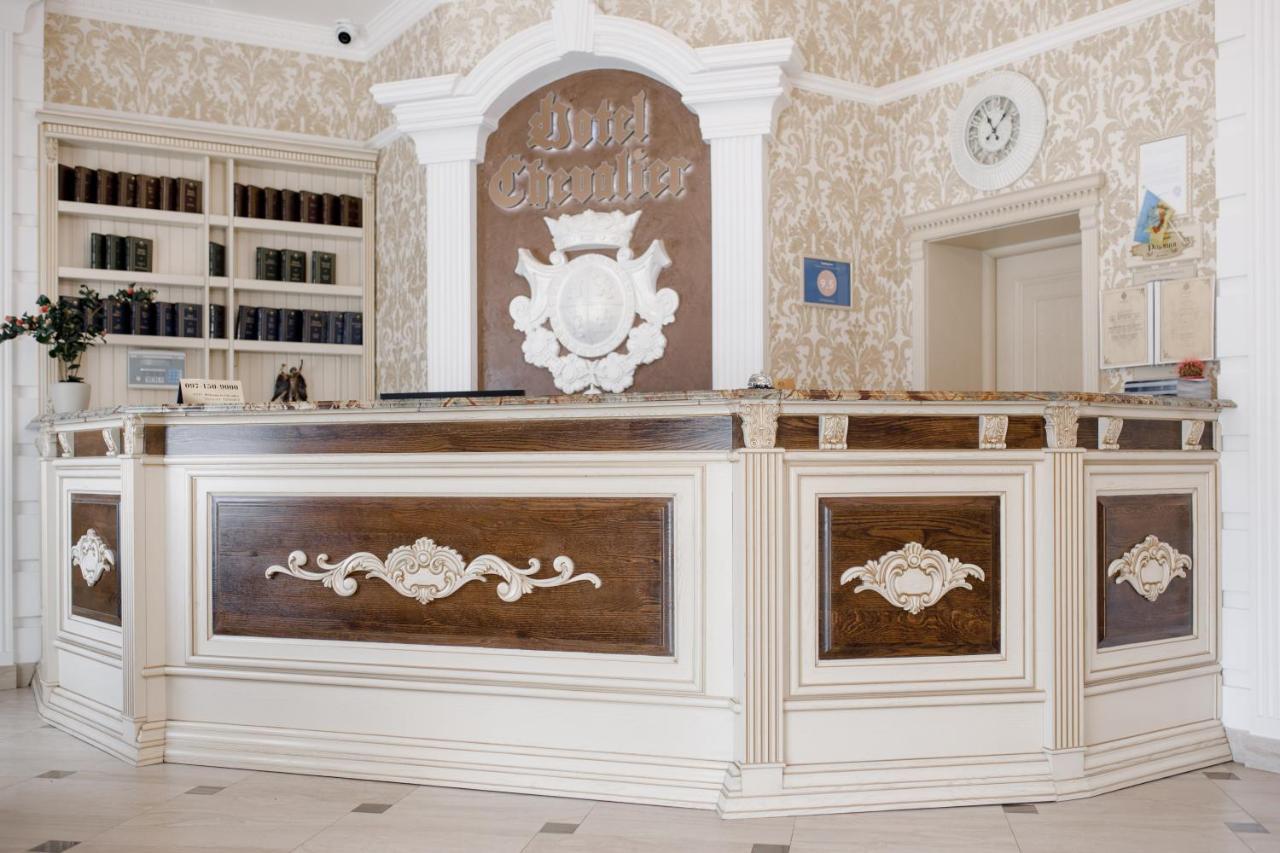 Chevalier Hotel&SPA Bukovel Extérieur photo