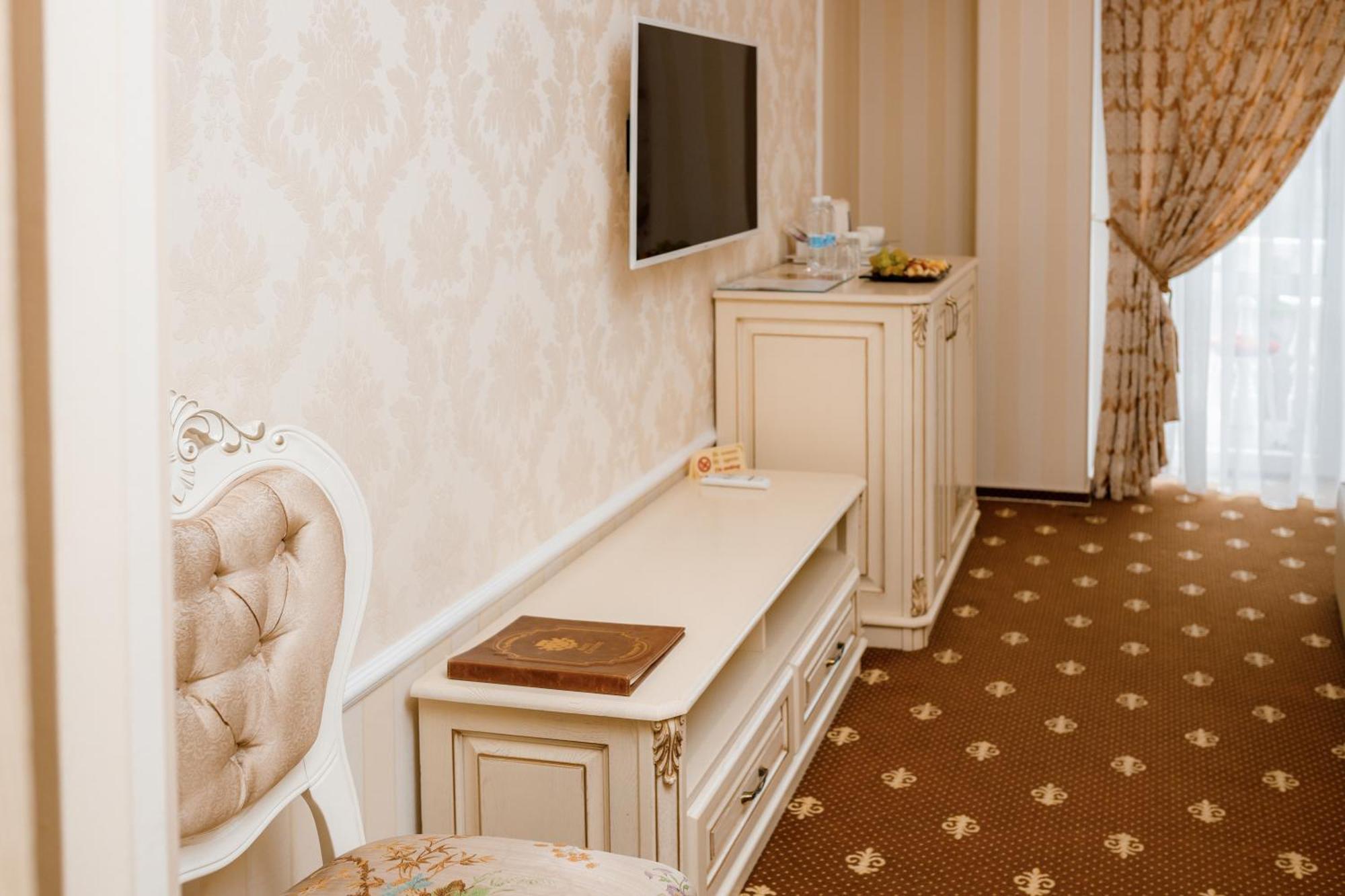 Chevalier Hotel&SPA Bukovel Extérieur photo